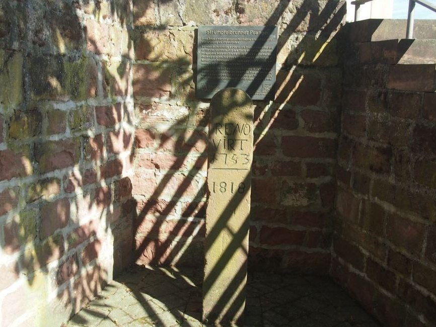 Alter Pranger in Strümpfelbrunn